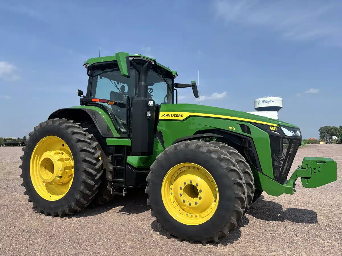Photo de la Galerie 1 pour 2024 John Deere 8R 410 Tracteur