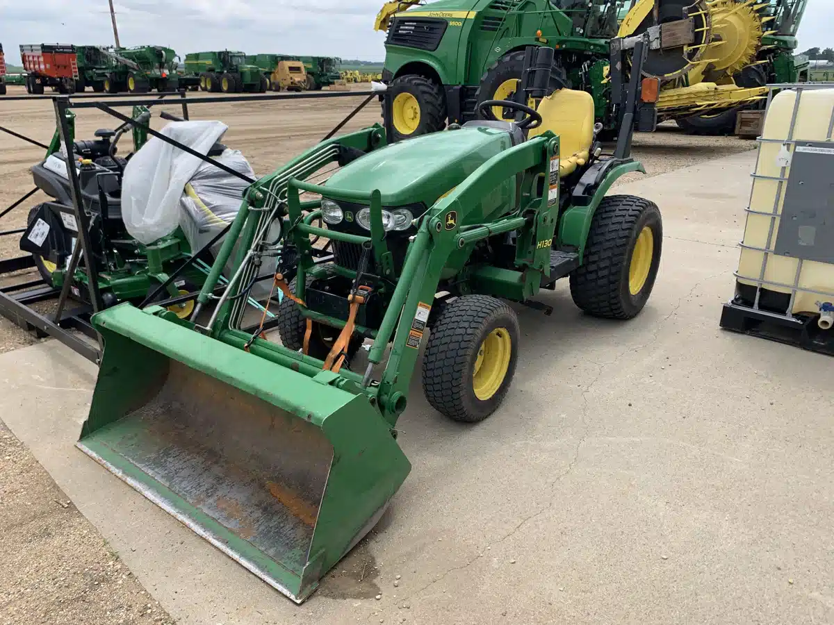 Gallery image 1 for Used 2015 John Deere 2025R Tractor