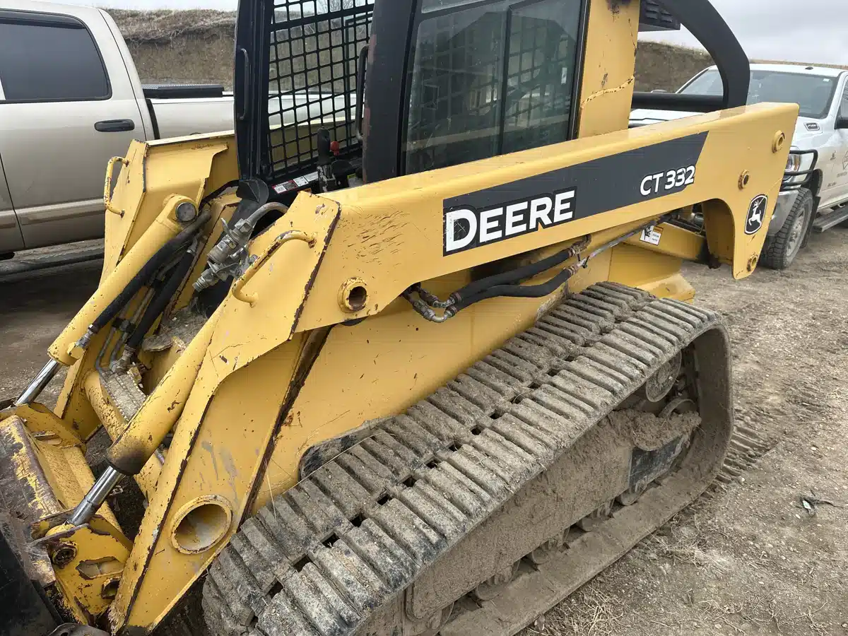 Gallery image 2 for Used 2008 John Deere CT332 Track Loader