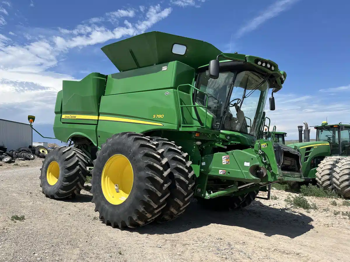 Gallery image 1 for Used 2021 John Deere S780 Combine