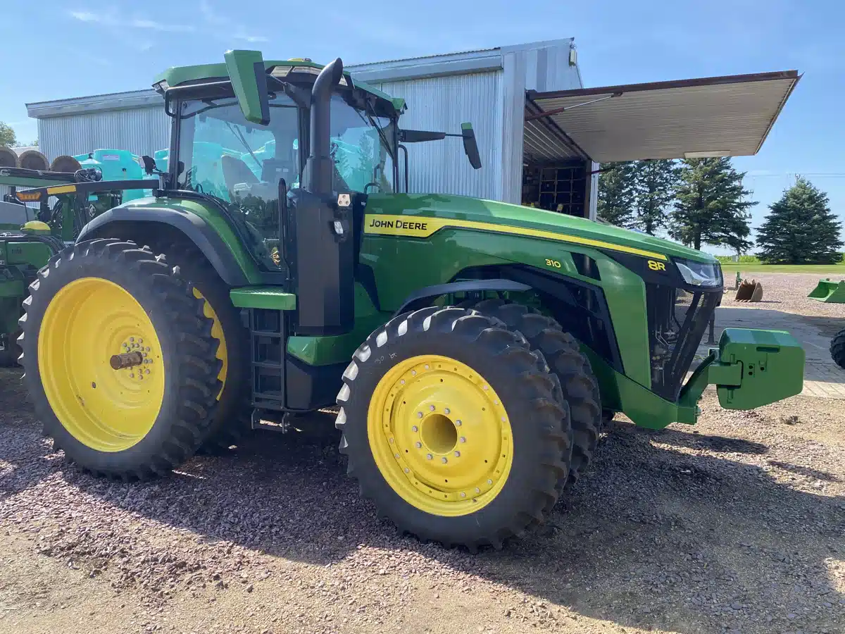 Gallery image 2 for Used 2024 John Deere 8R 310 Tractor