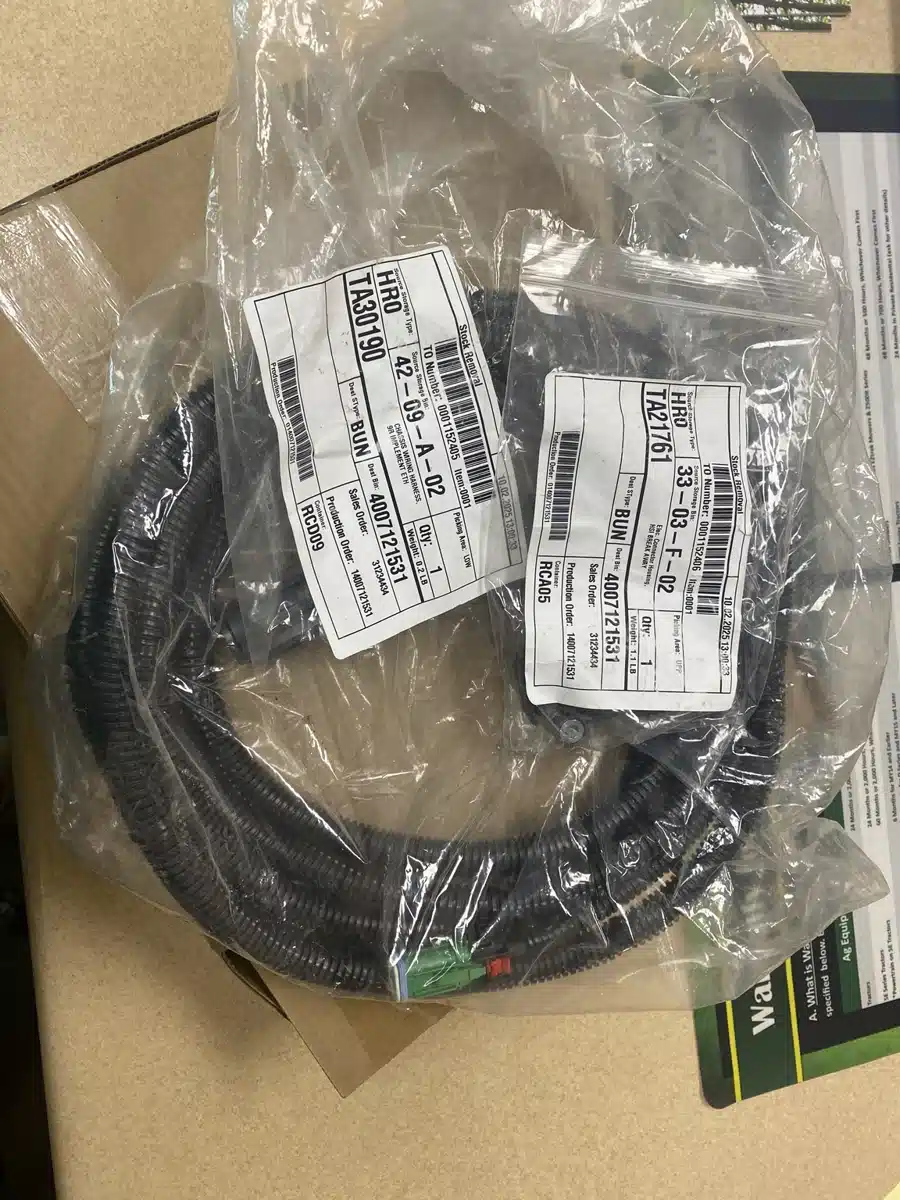 Gallery image 2 for Used John Deere PUK 9R SERIES TRACTOR Guidance System