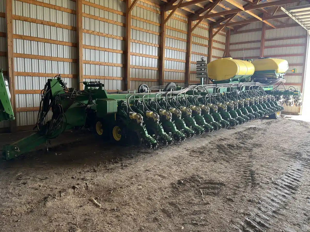 Gallery image 1 for Used 2012 John Deere DB80 Planter