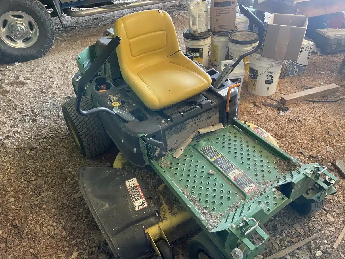 Gallery image 2 for Used 2016 John Deere Z335E Mower - Zero Turn