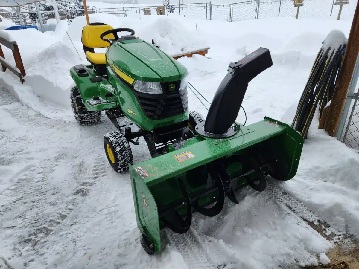 Gallery image 1 for Used 2024 John Deere X350 Lawn Tractor