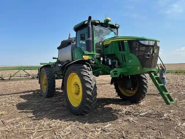 Gallery image 2 for Used 2023 John Deere 612R Sprayer - Self Propelled