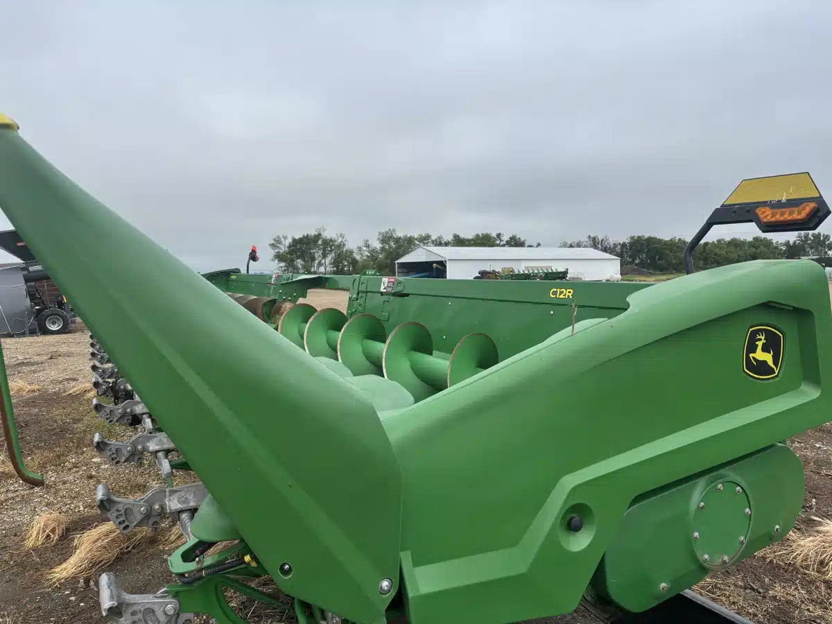 Gallery image 2 for Used 2022 John Deere C12R Header - Row Crop