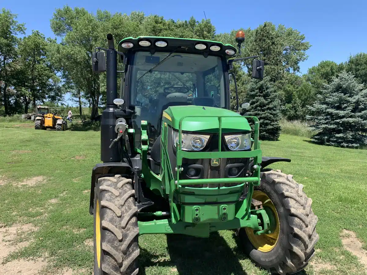 Gallery image 2 for Used 2018 John Deere 6120R Tractor