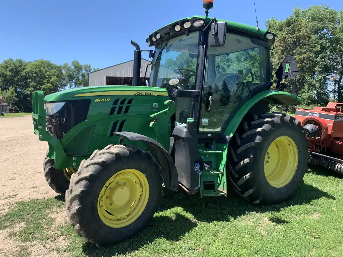 Gallery image 1 for Used 2018 John Deere 6120R Tractor