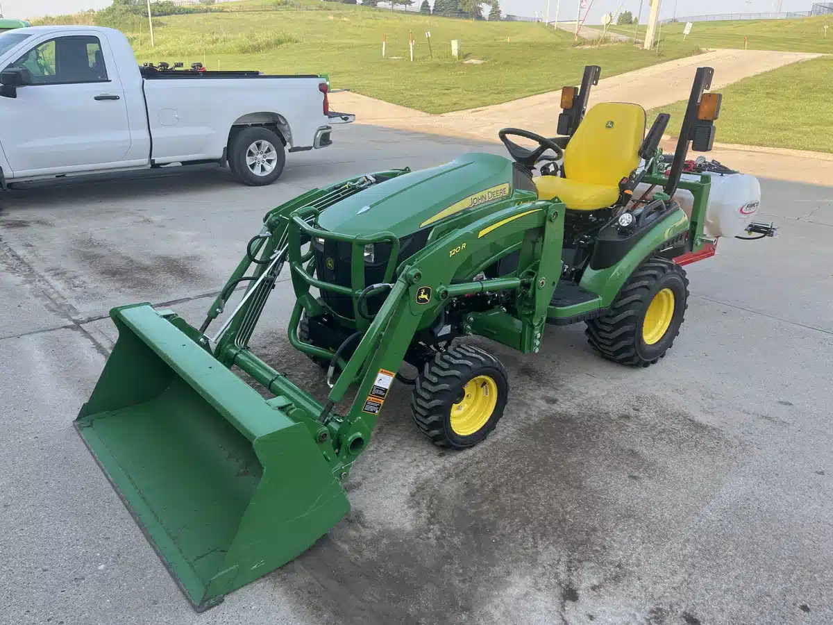 Gallery image 1 for Used 2020 John Deere 1025R Tractor