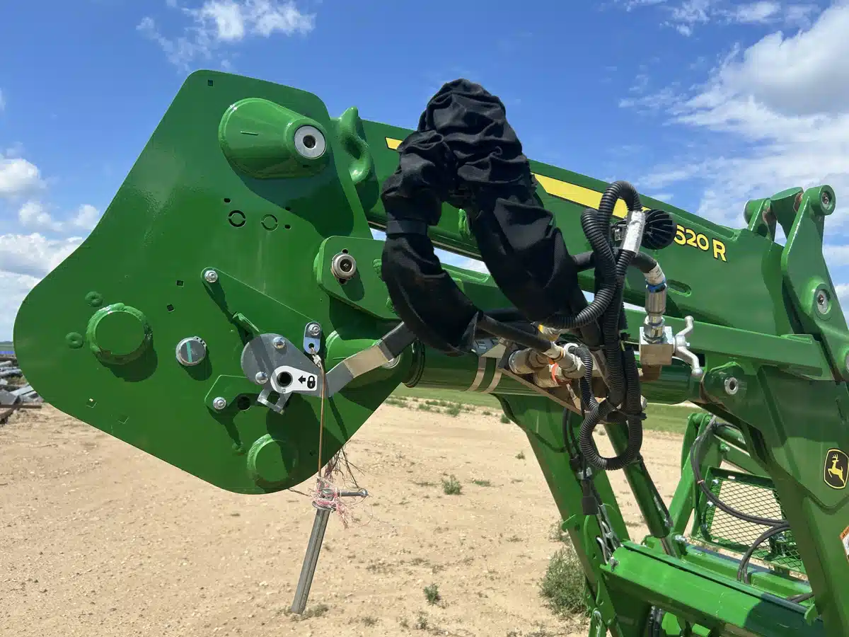 Gallery image 2 for Used 2023 John Deere 620R Front End Loader