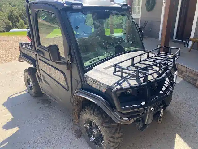 Gallery image 2 for Used 2020 John Deere XUV 835R Utility Vehicle
