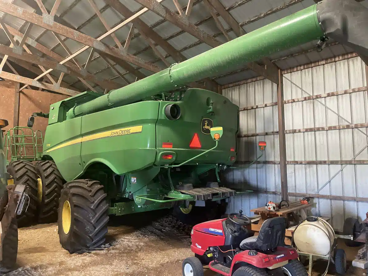 Gallery image 2 for Used 2022 John Deere S770 Combine
