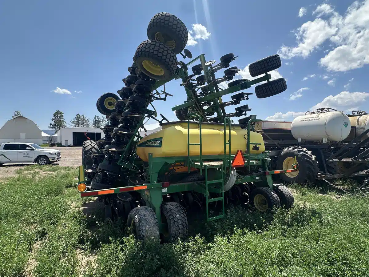 Gallery image 2 for Used 2013 John Deere 1990 Air Drill