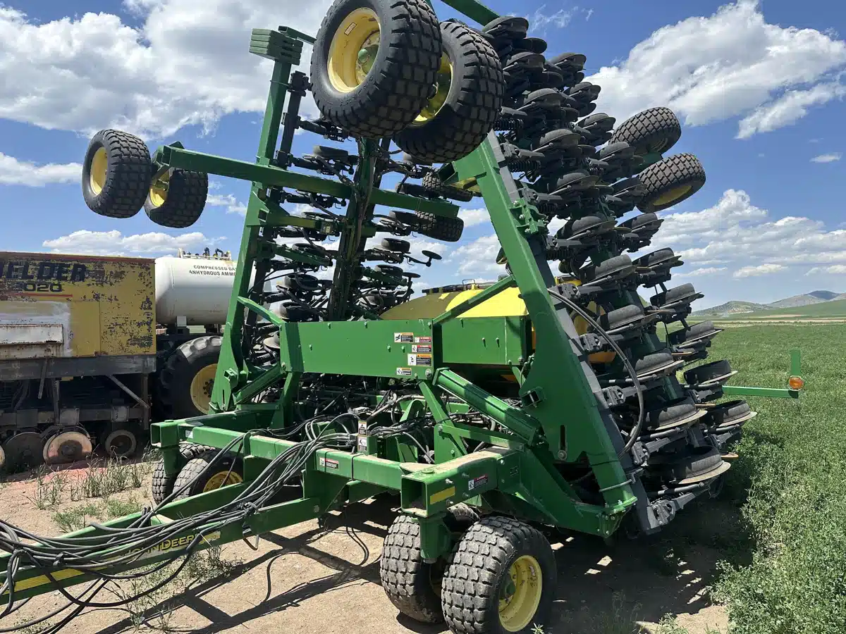 Gallery image 1 for Used 2013 John Deere 1990 Air Drill