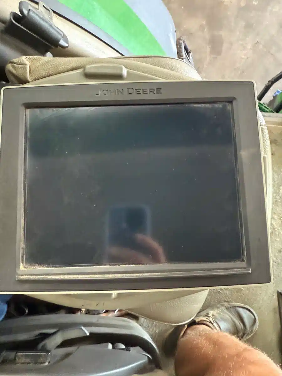 Gallery image 1 for Used 2022 John Deere Gen 4 Extend Monitor 072EPC Guidance System