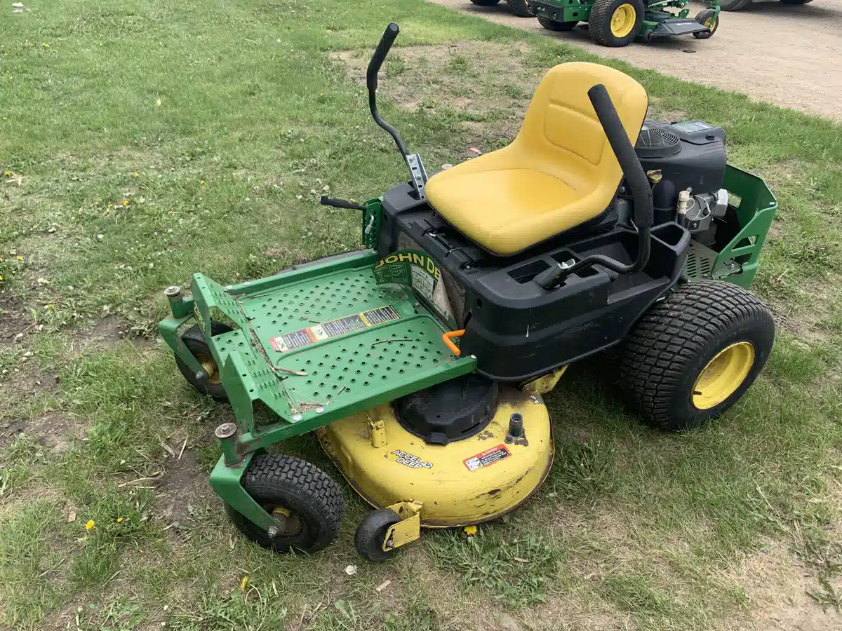 Gallery image 2 for Used 2016 John Deere Z335E Mower - Zero Turn