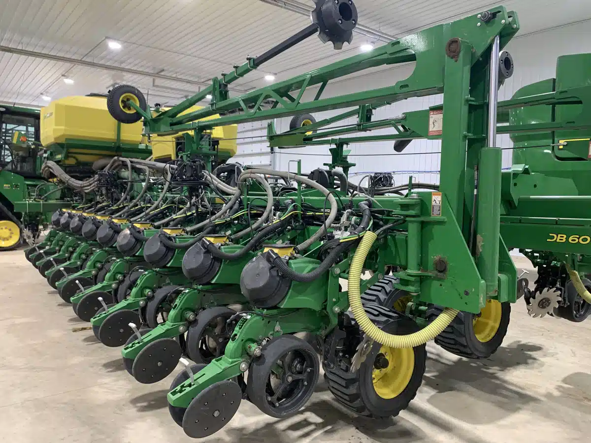 Gallery image 2 for Used 2022 John Deere DB60 Planter