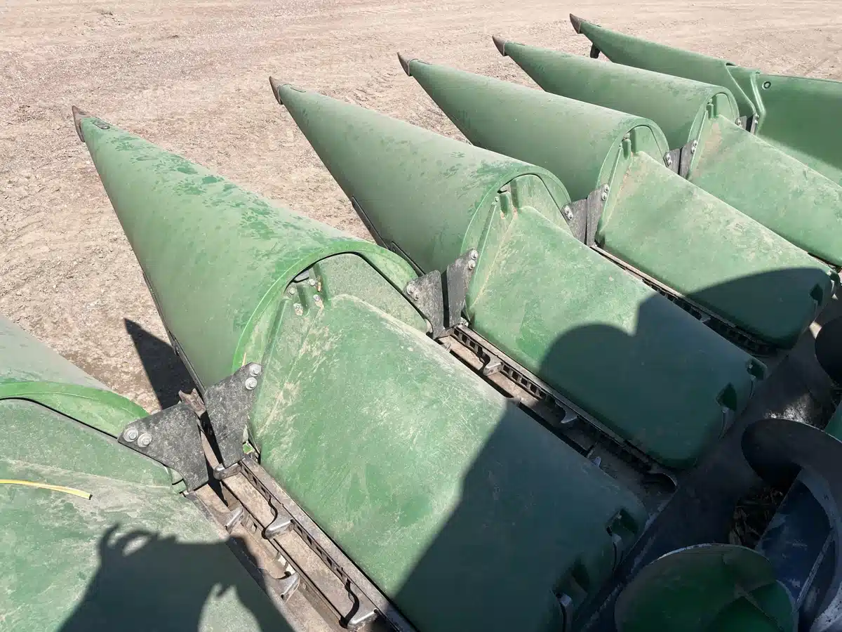 Gallery image 2 for Used 2019 John Deere 708C Header - Row Crop