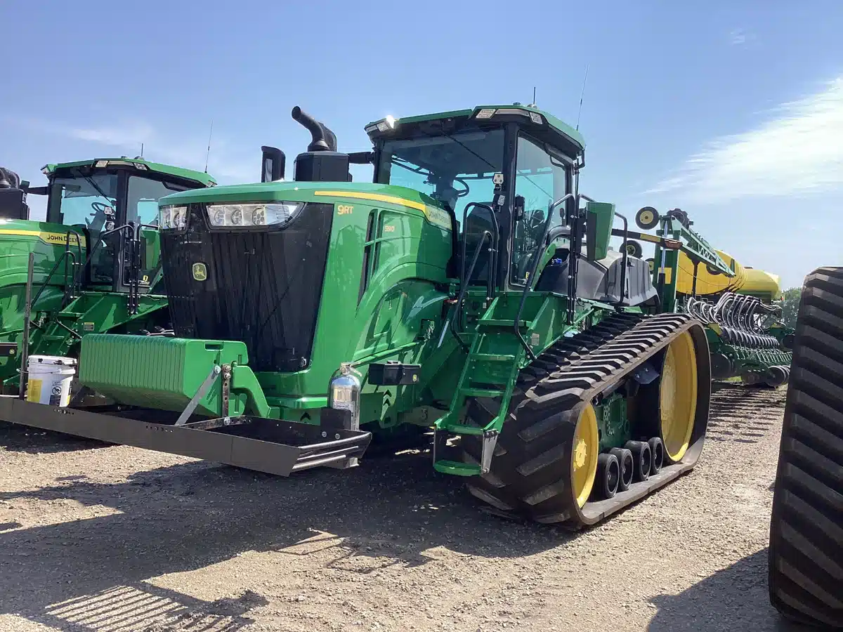 Gallery image 2 for Used 2025 John Deere 9RT 590 Tractor