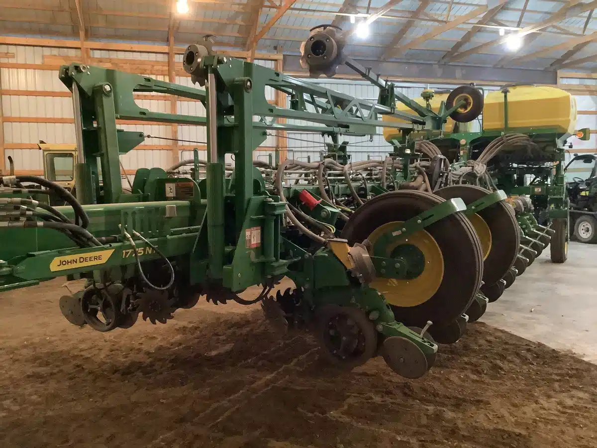 Gallery image 2 for Used 2024 John Deere 1775NT Planter