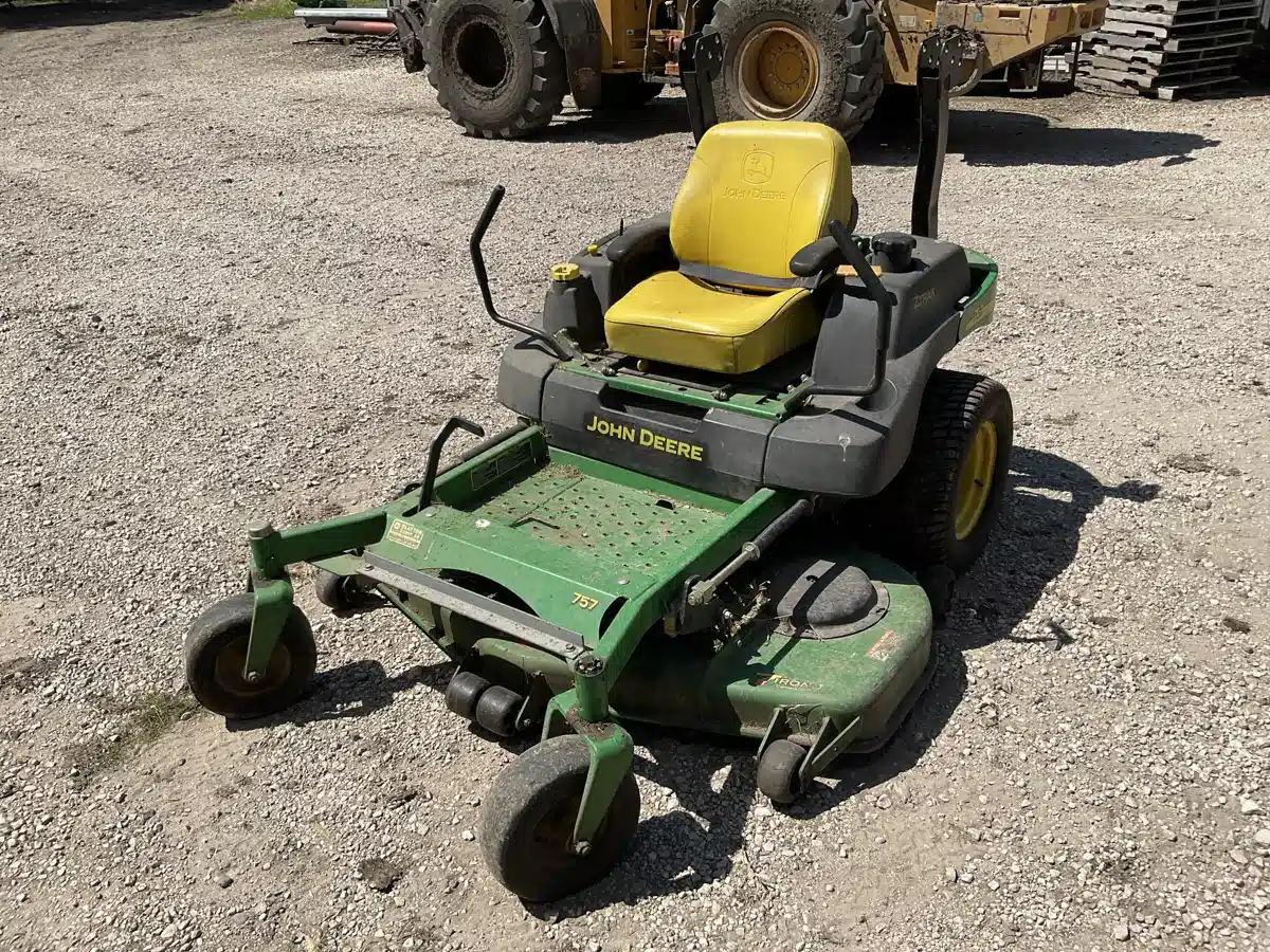 Gallery image 1 for Used 2007 John Deere 757 Mower - Zero Turn