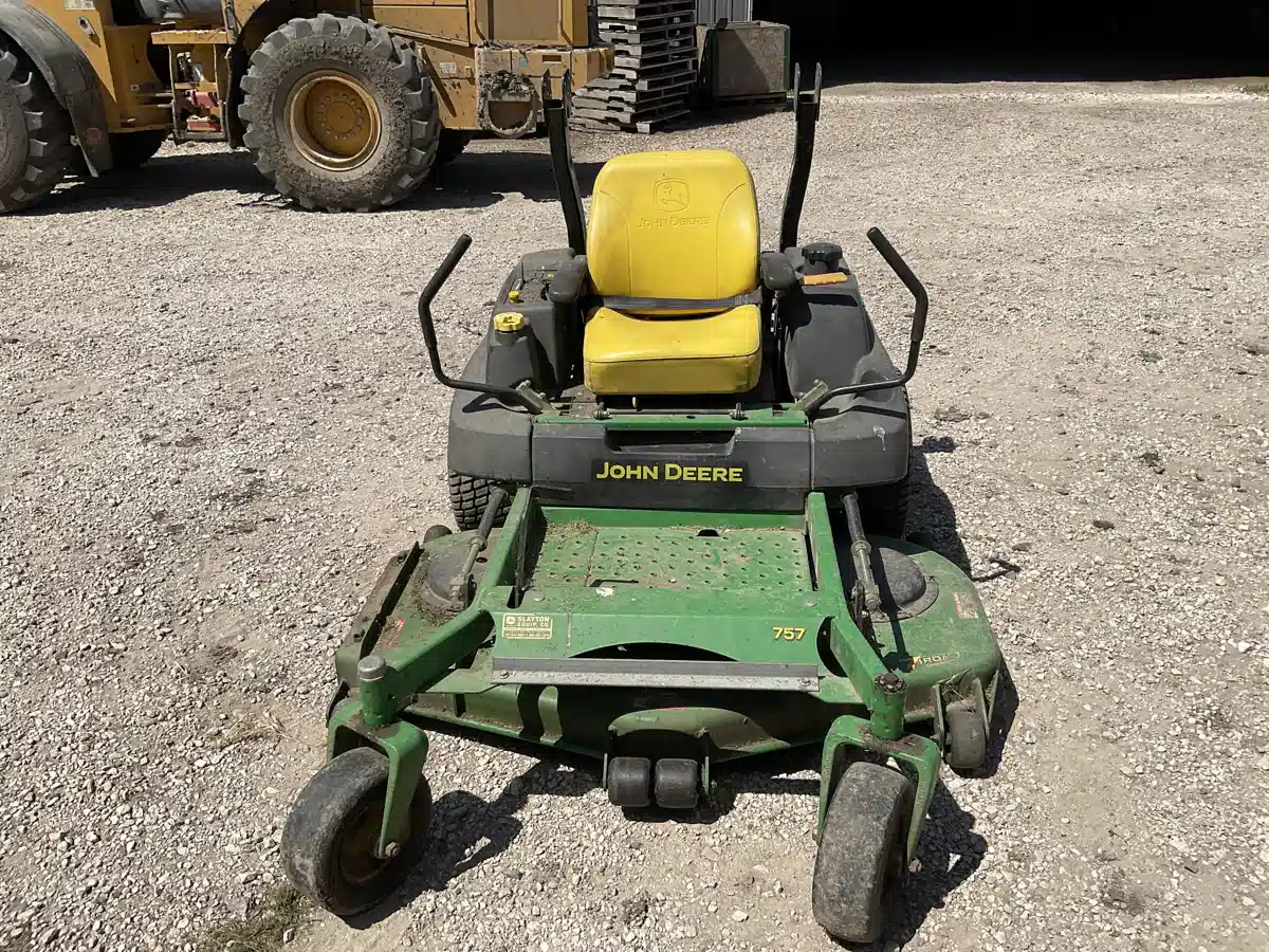 Gallery image 2 for Used 2007 John Deere 757 Mower - Zero Turn