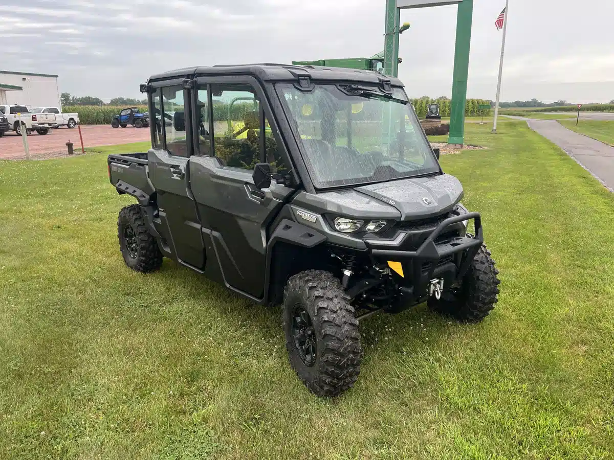 Gallery image 2 for Used 2023 Can-Am DEFENDER LIMITED HD10 ATV