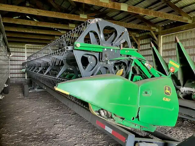 Gallery image 2 for Used 2009 John Deere 635 Header - Flex