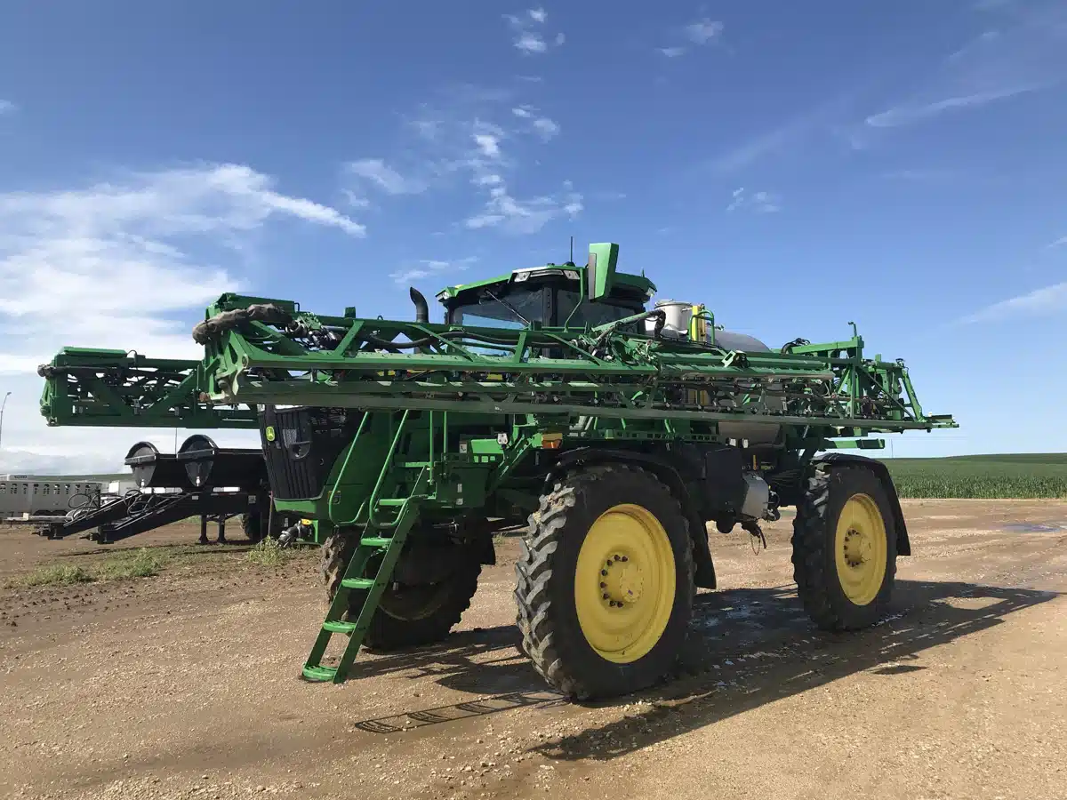 Gallery image 2 for Used 2023 John Deere 616R Sprayer - Self Propelled