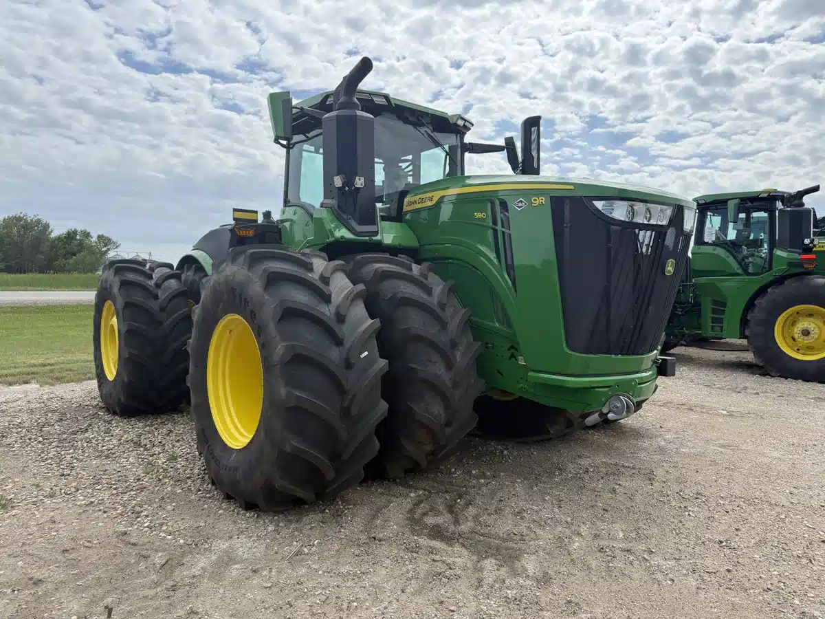 Gallery image 2 for Used 2025 John Deere 9R 590 Tractor