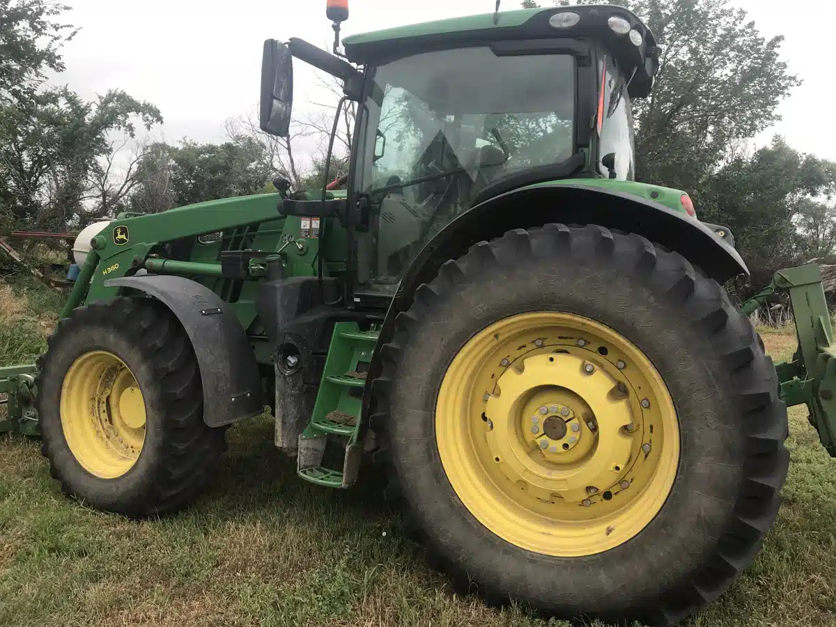Gallery image 2 for Used 2016 John Deere 6175R Tractor