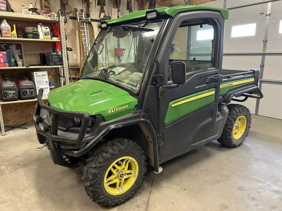 Gallery image 1 for Used 2018 John Deere XUV 835R Utility Vehicle