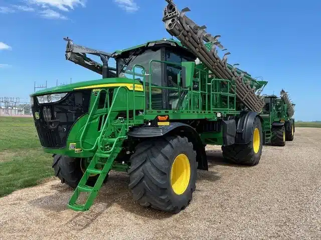 Gallery image 2 for 2025 John Deere 800R Anhydrous Applicator