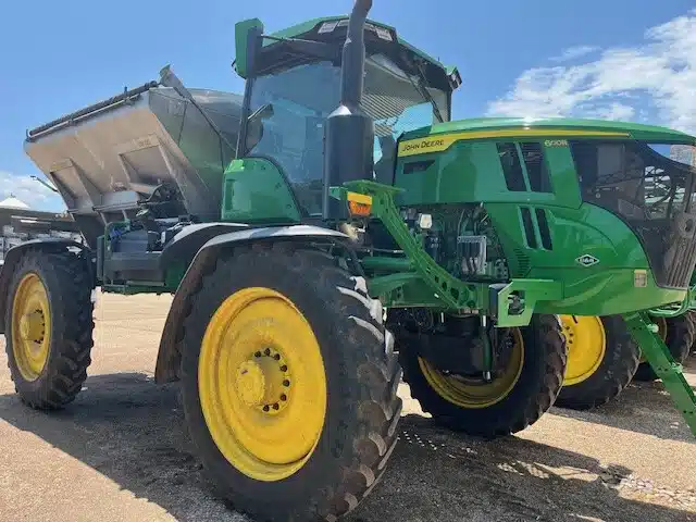 Gallery image 2 for Used 2025 John Deere 600R Anhydrous Applicator