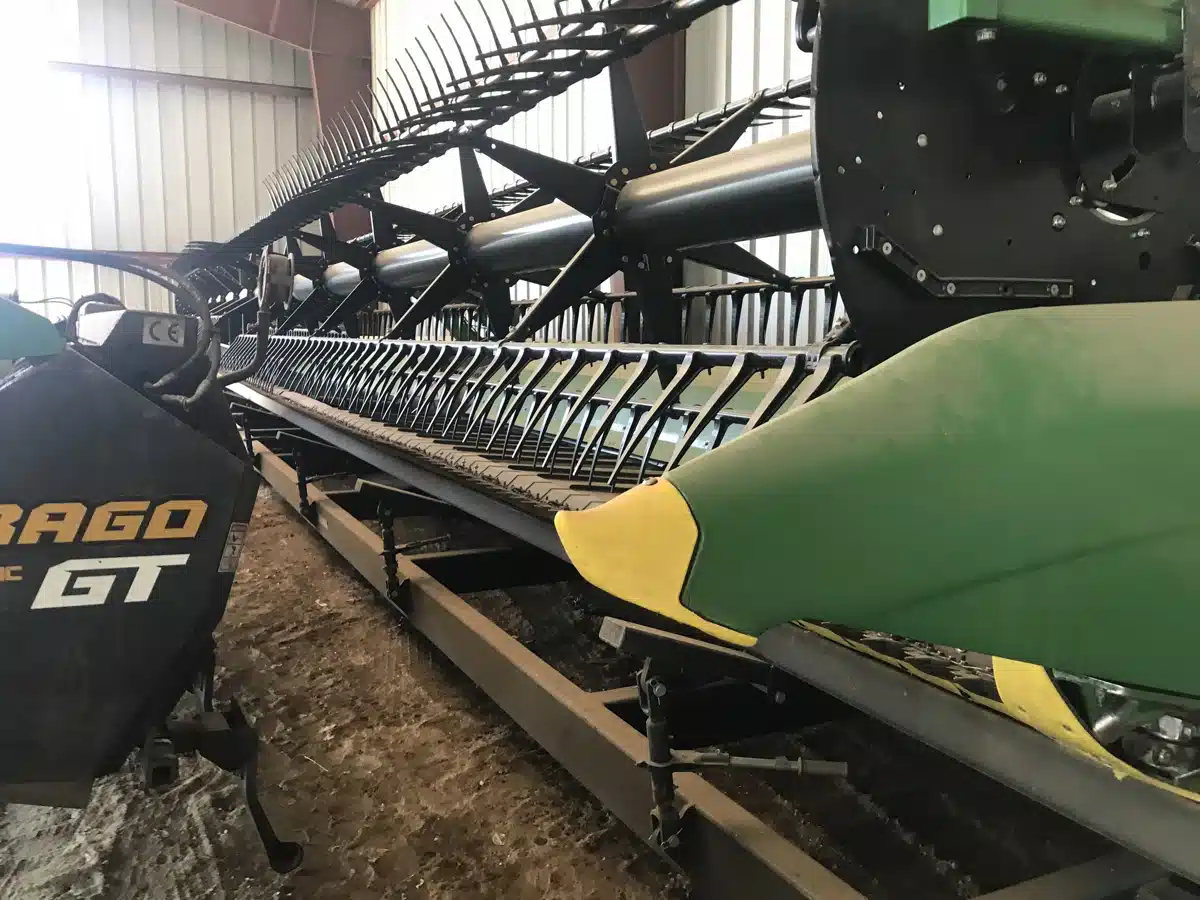 Gallery image 2 for Used 2020 John Deere 745FD Header - Draper