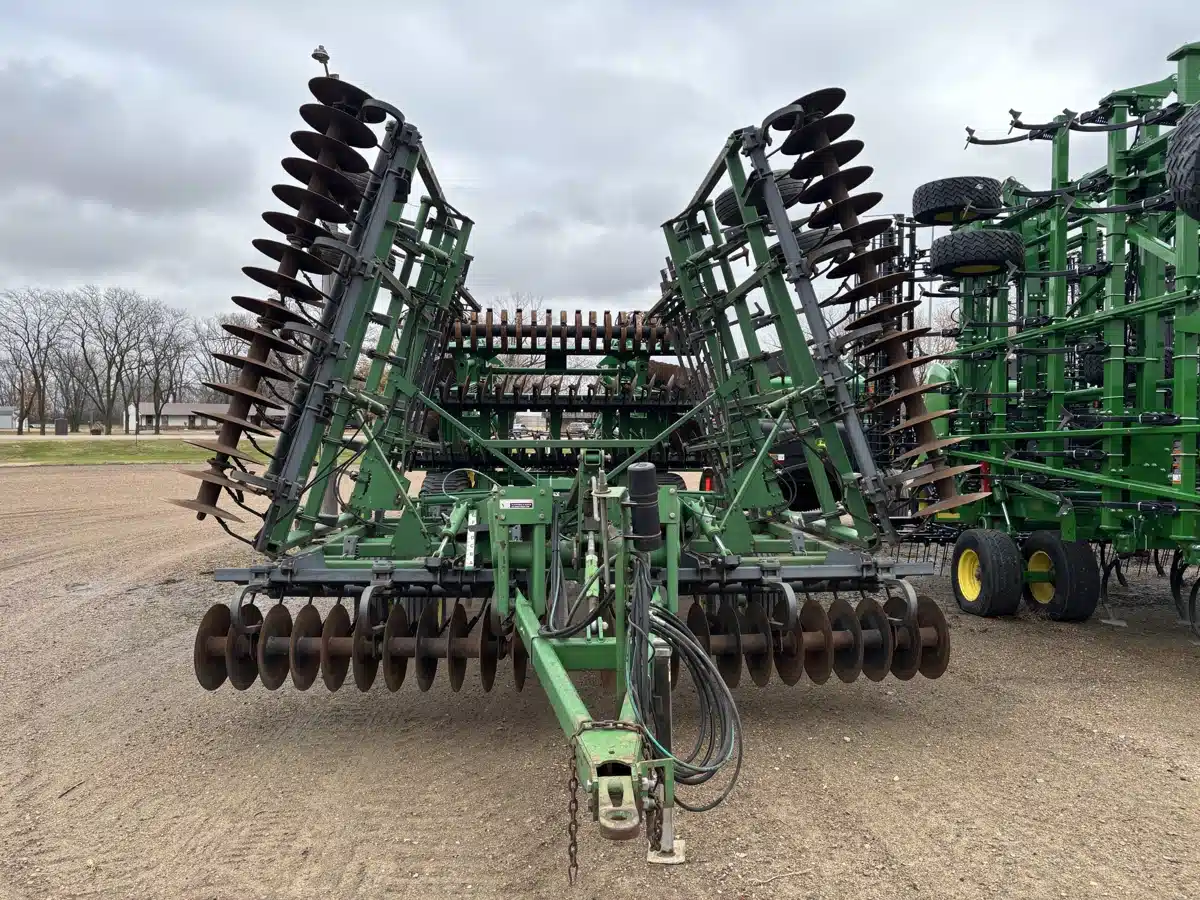 Gallery image 2 for Used 2004 John Deere 726 Mulch Finisher