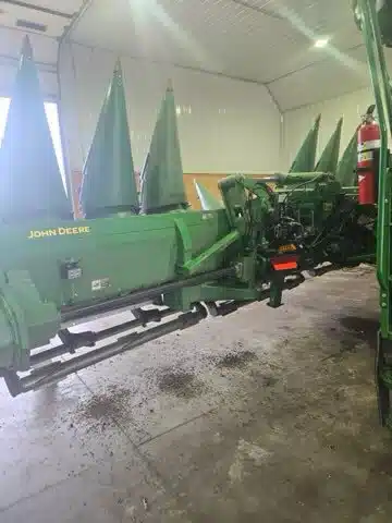 Gallery image 2 for Used 2021 John Deere C12F Header - Row Crop