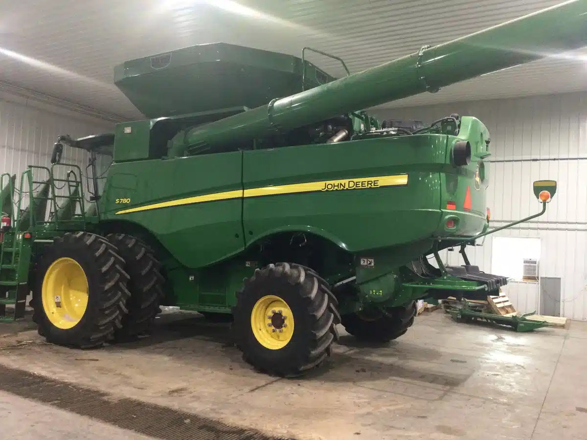 Gallery image 2 for Used 2021 John Deere S780 Combine