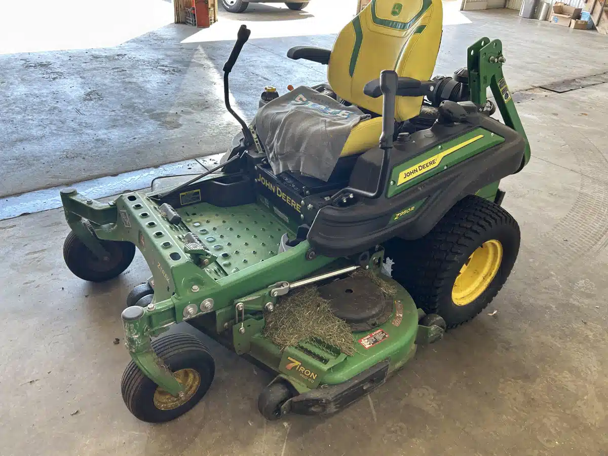 Gallery image 2 for Used 2023 John Deere Z950R Mower - Zero Turn