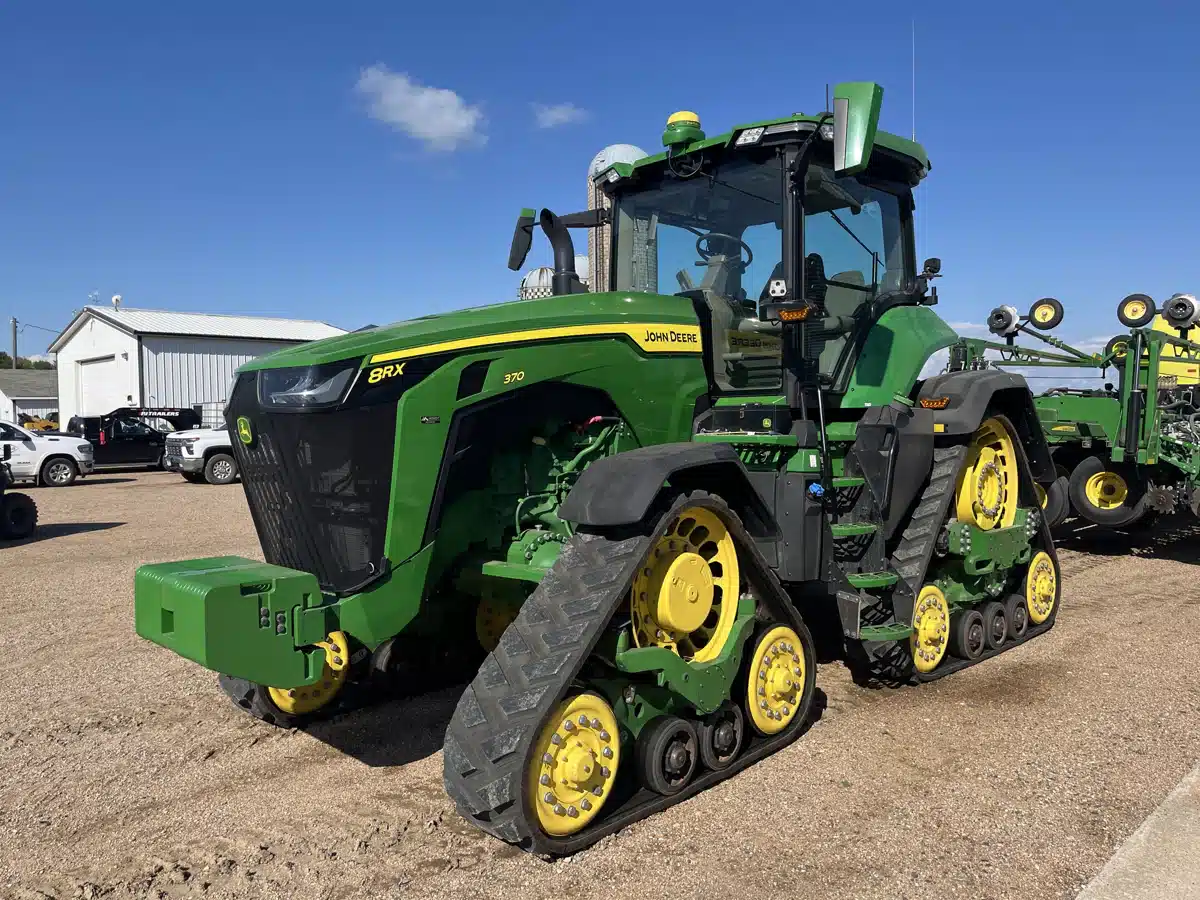 Gallery image 1 for Used 2020 John Deere 8R 370 Tractor