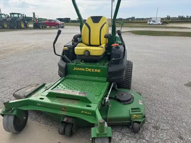 Gallery image 1 for Used 2022 John Deere Z997R Mower - Zero Turn