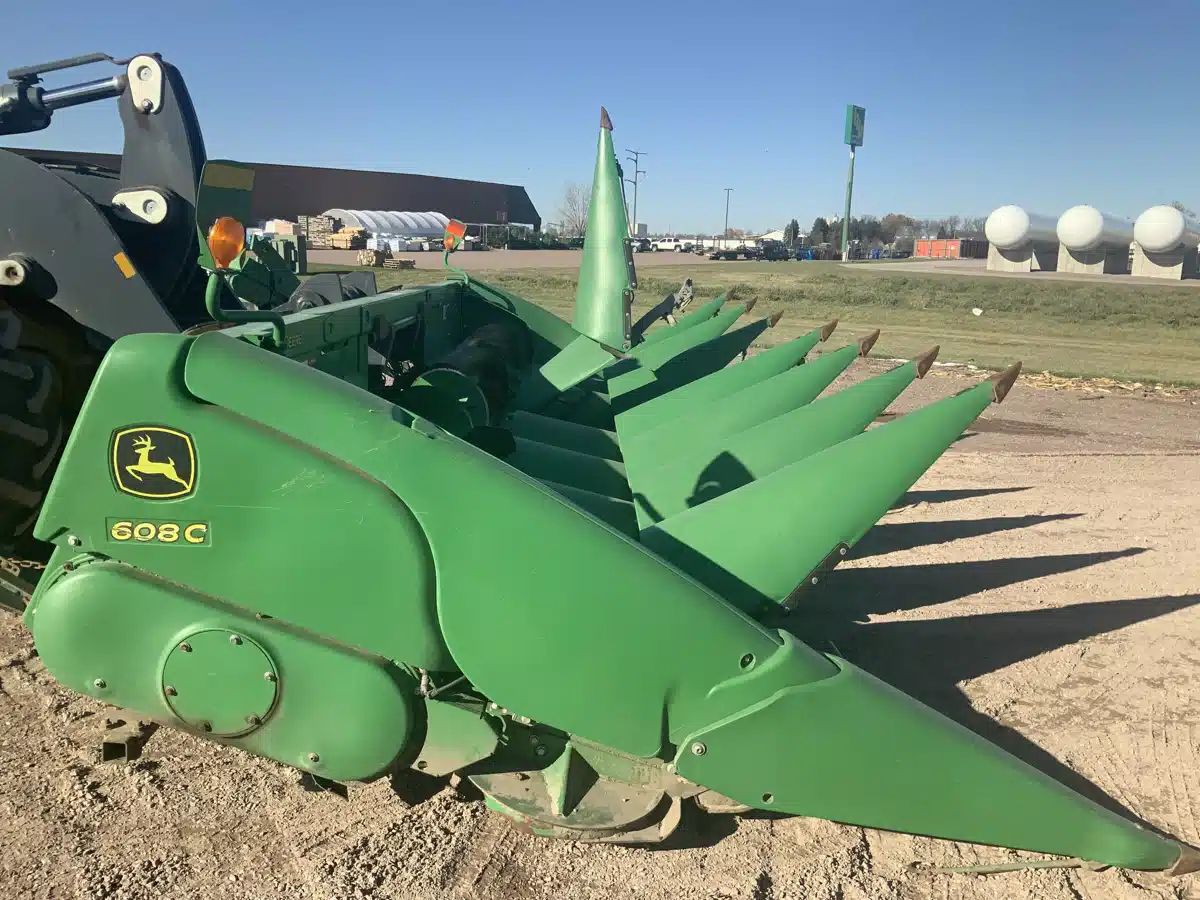 Gallery image 1 for Used 2014 John Deere 608C Header - Row Crop