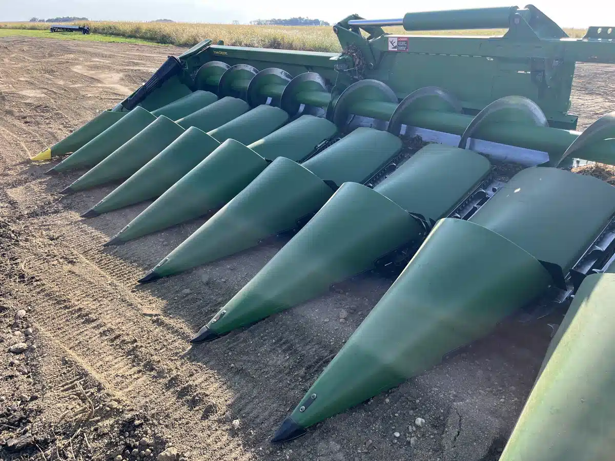 Gallery image 2 for Used 2022 John Deere C16F Header - Row Crop