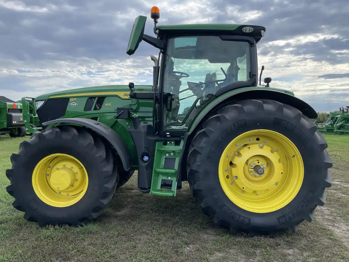 Gallery image 2 for Used 2025 John Deere 6R 165 Tractor