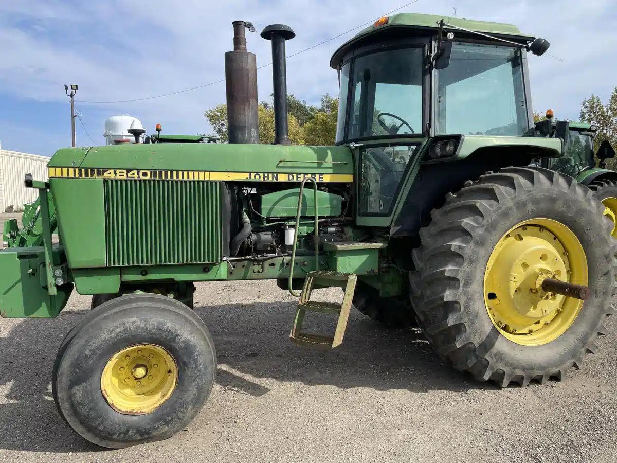 Gallery image 2 for Used 1978 John Deere 4840 Tractor