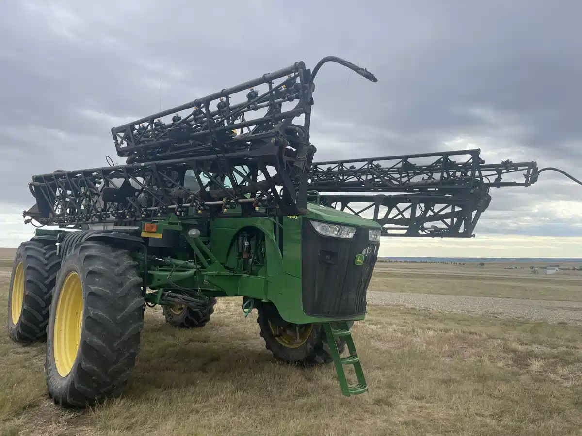 Gallery image 1 for Used 2012 John Deere 4940 Sprayer - Self Propelled