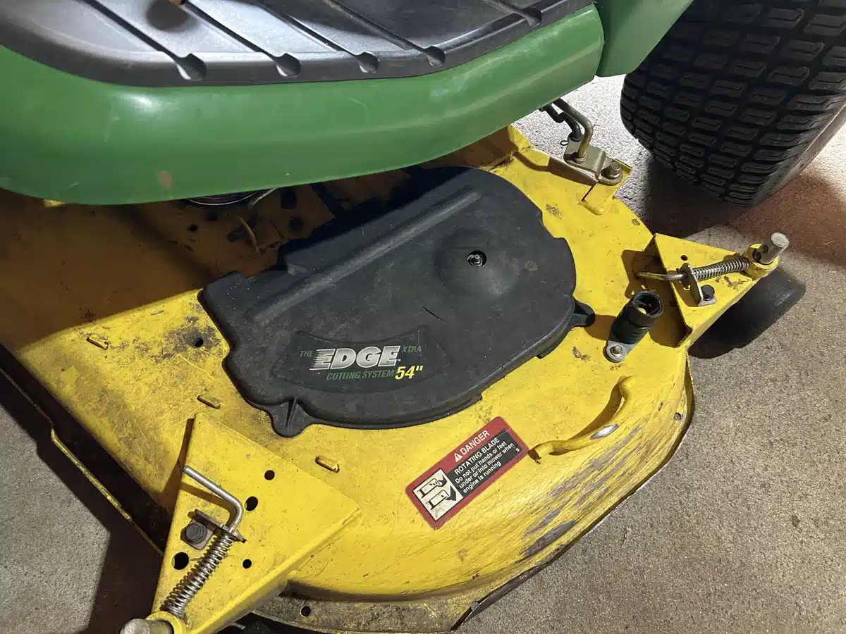 Gallery image 2 for Used 2011 John Deere X534 Lawn Tractor