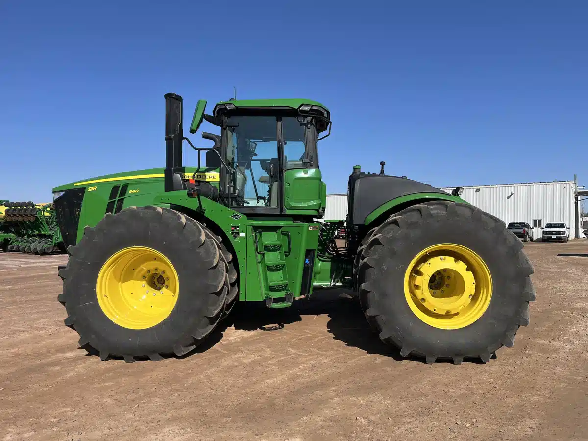 Gallery image 2 for Used 2024 John Deere 9R 540 Tractor