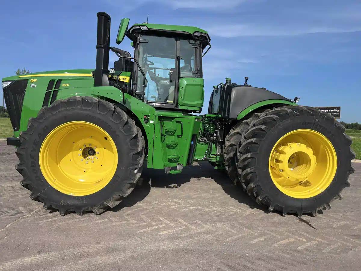 Gallery image 2 for Used 2025 John Deere 9R 590 Tractor
